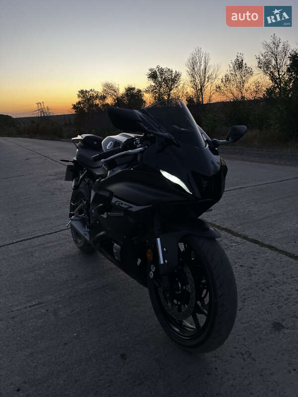 Спортбайк Yamaha R7 2024 в Дніпрі фото 8 Спортбайк Yamaha R7 2024 в Дніпрі