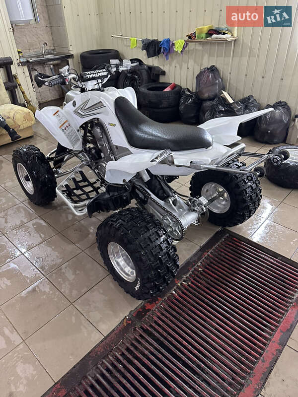 Квадроцикл спортивный Yamaha Raptor 2010 в Каменском