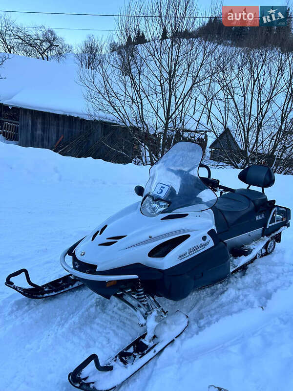 Горные снегоходы Yamaha RS 2010 в Славском