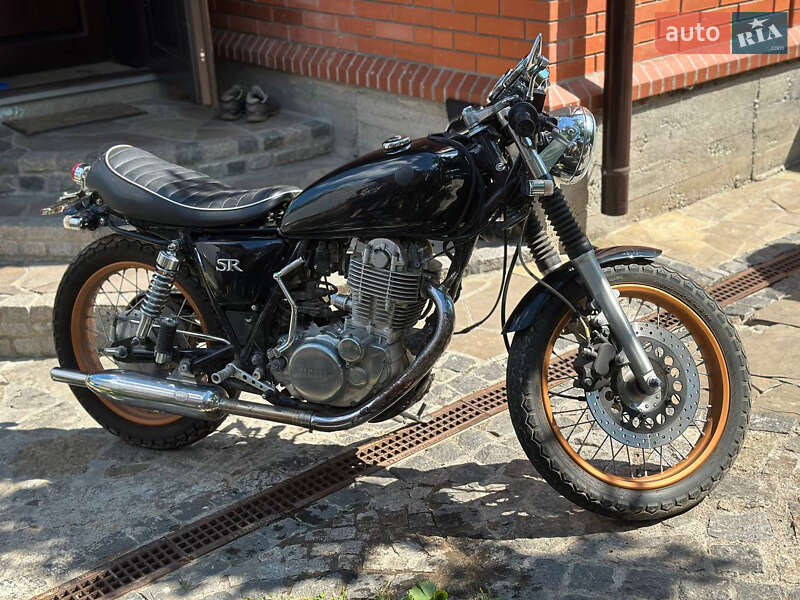 Yamaha SR 2011