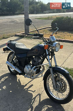 Мотоцикл Чоппер Yamaha SR 2001 в Саврани