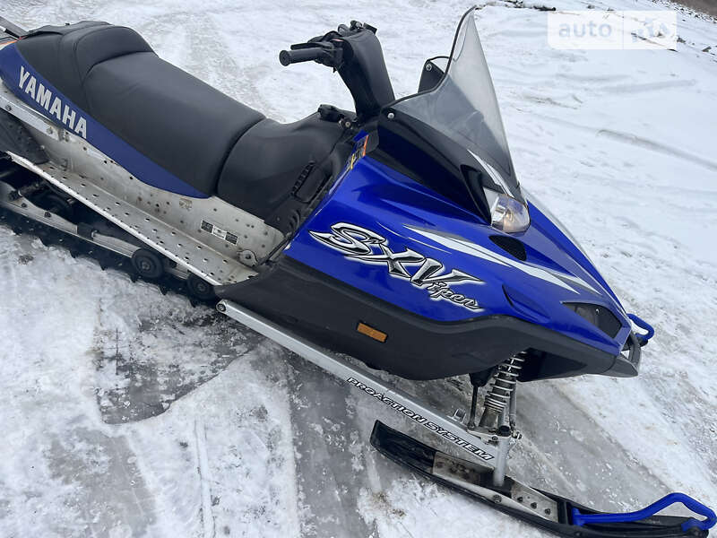 Гірські снігоходи Yamaha SX 2003 в Сокирянах