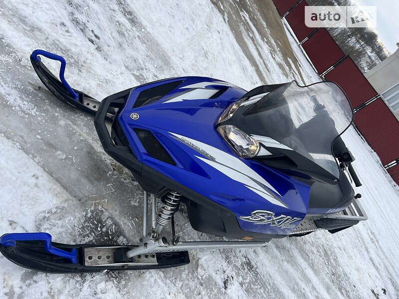 Гірські снігоходи Yamaha SX 2003 в Сокирянах