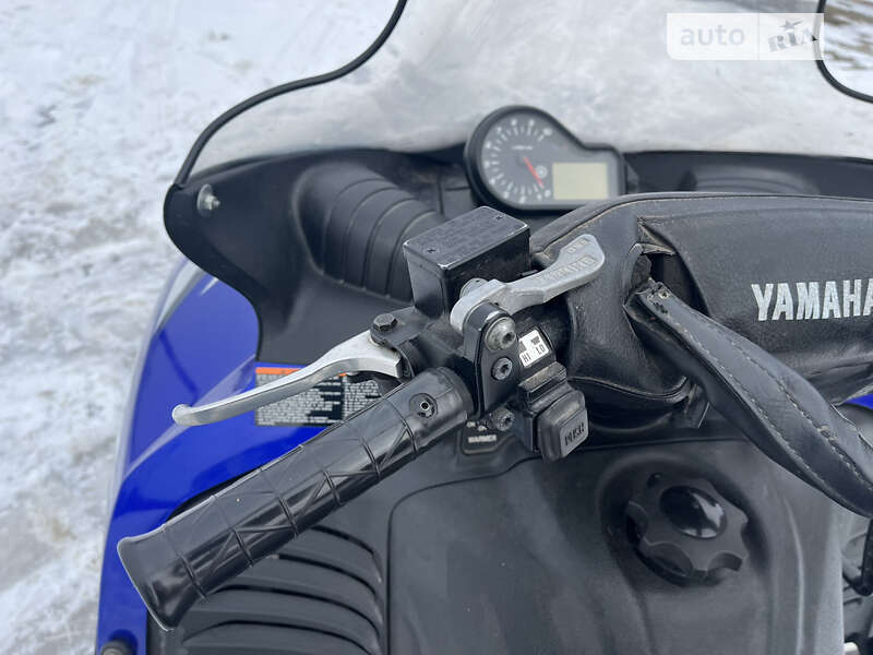 Гірські снігоходи Yamaha SX 2003 в Сокирянах