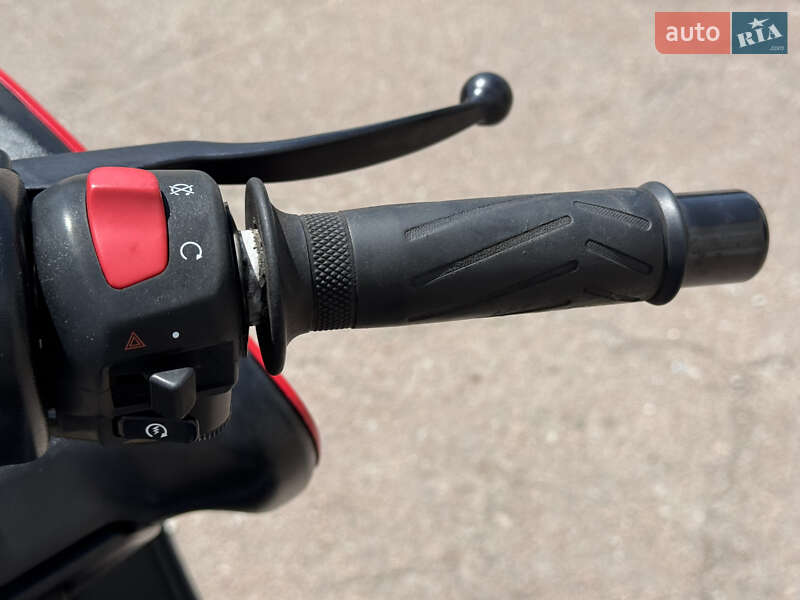 Макси-скутер Yamaha T-Max 500 2007 в Сновске