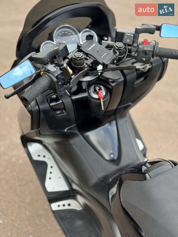 Макси-скутер Yamaha T-Max 500 2008 в Сновске