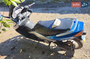 Макси-скутер Yamaha T-Max 500 2000 в 