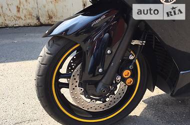 Макси-скутер Yamaha T-MAX 2008 в 