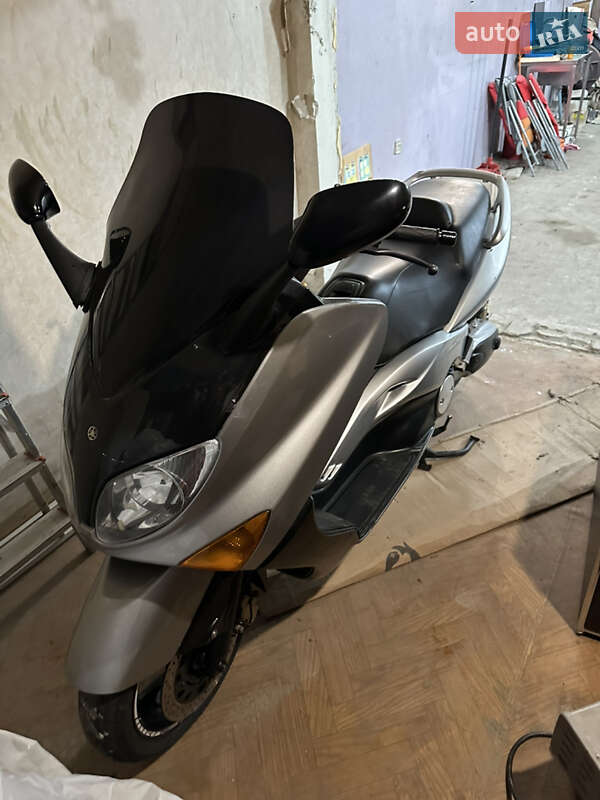 Мотоцикл Классик Yamaha T-MAX 2002 в Киеве