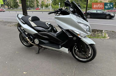 Максі-скутер Yamaha T-MAX 2010 в 