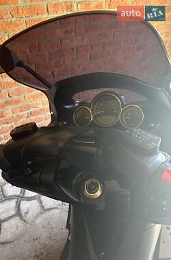 Грузовые мотороллеры, мотоциклы, скутеры, мопеды Yamaha T-MAX 2010 в 