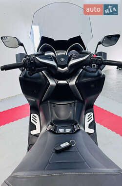 Максі-скутер Yamaha T-MAX 2018 в 
