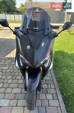 Макси-скутер Yamaha T-MAX 2019 в Черновцах