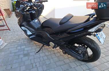 Грузовые мотороллеры, мотоциклы, скутеры, мопеды Yamaha T-MAX 2010 в 