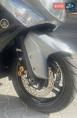 Макси-скутер Yamaha T-MAX 2010 в 