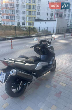 Макси-скутер Yamaha T-MAX 2010 в 