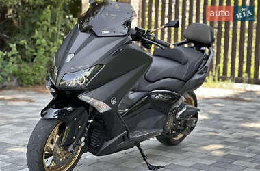 Макси-скутер Yamaha T-MAX 2013 в 