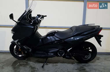 Макси-скутер Yamaha T-MAX 2018 в 