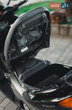 Макси-скутер Yamaha T-MAX 2008 в 
