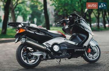 Макси-скутер Yamaha T-MAX 2008 в 