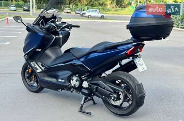 Скутер Yamaha T-MAX 2018 в 