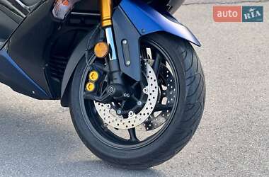 Скутер Yamaha T-MAX 2018 в 