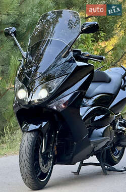 Макси-скутер Yamaha T-MAX 2011 в 