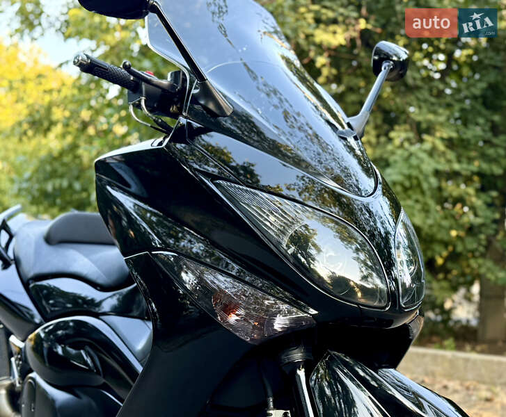 Максі-скутер Yamaha T-MAX 2011 в Одесі фото 13 Максі-скутер Yamaha T-MAX 2011 в Одесі