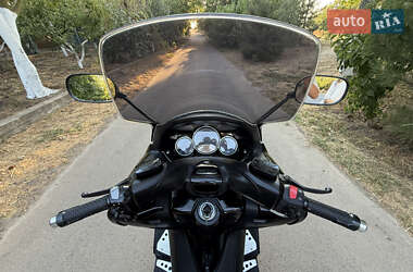 Макси-скутер Yamaha T-MAX 2011 в 