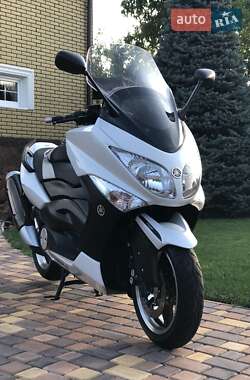 Макси-скутер Yamaha T-MAX 2009 в 