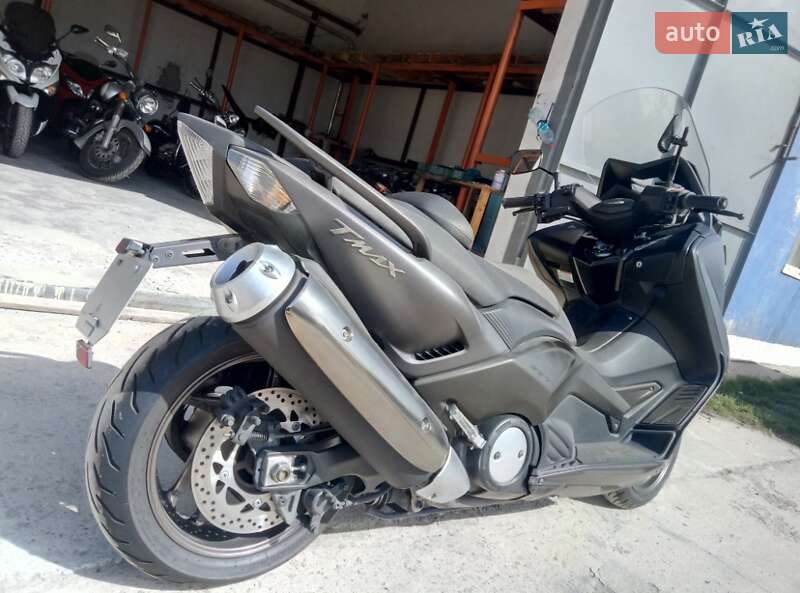 Макси-скутер Yamaha T-MAX 2013 в Черноморске