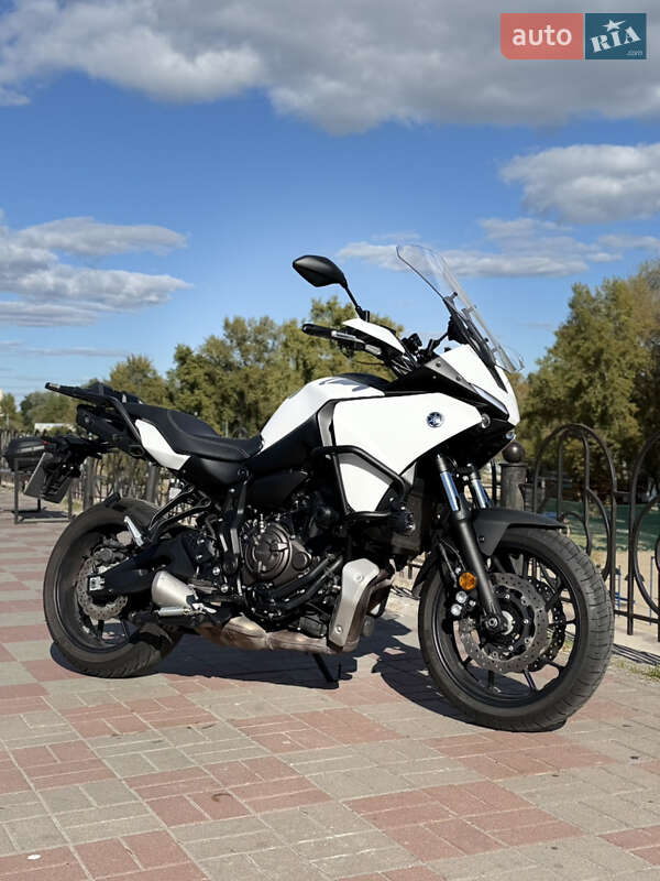 Мотоцикл Спорт-туризм Yamaha Tracer 2023 в 