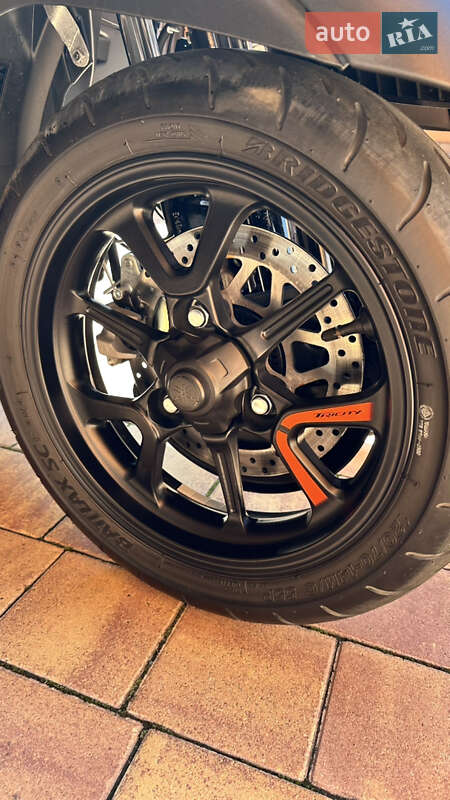 Макси-скутер Yamaha Tricity 2023 в Виннице фото 12 Макси-скутер Yamaha Tricity 2023 в Виннице