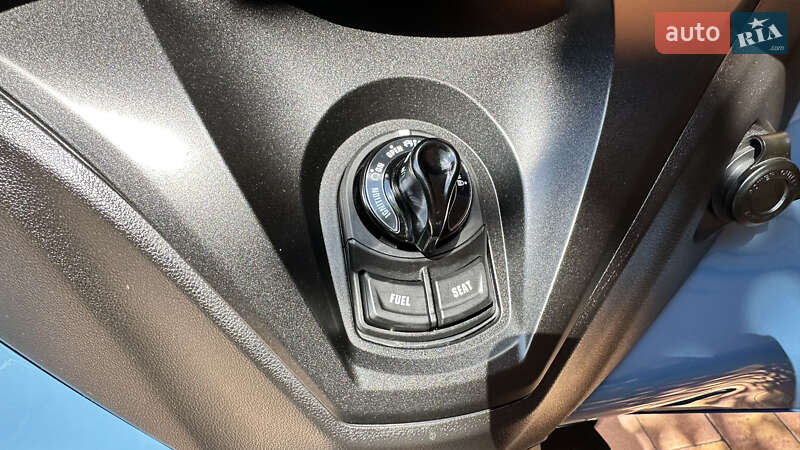 Макси-скутер Yamaha Tricity 2023 в Виннице фото 13 Макси-скутер Yamaha Tricity 2023 в Виннице