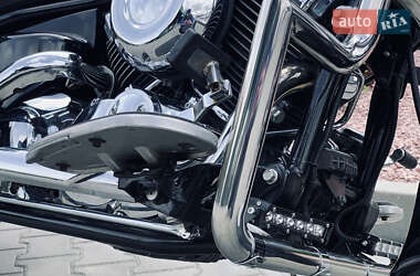 Мотоцикл Круизер Yamaha V-Star 650 2004 в 