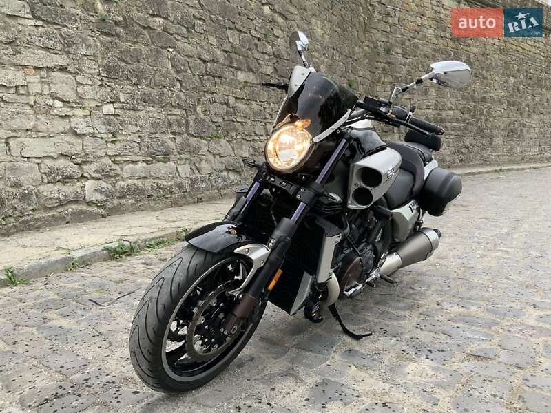 Мотоцикл Классик Yamaha VMAX 2009 в Киеве