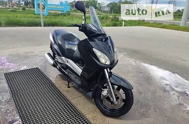 Макси-скутер Yamaha X-Max 250 2005 в Львове