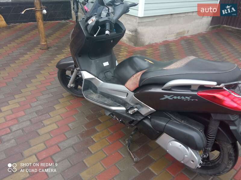 Максі-скутер Yamaha X-Max 250 2006 в Полонному