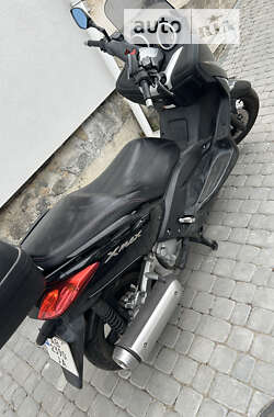 Макси-скутер Yamaha X-Max 250 2013 в 