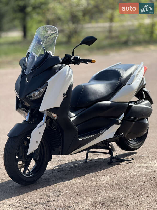Максі-скутер Yamaha X-Max 250 2018 в Сновську