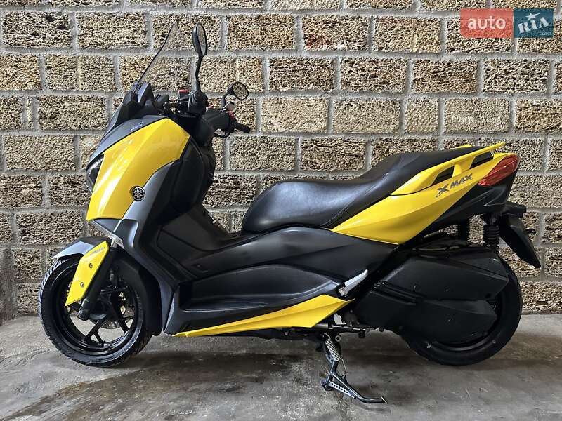 Yamaha X-Max 250 2018
