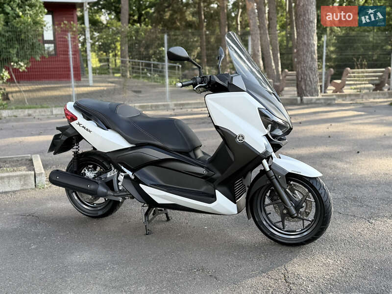 Макси-скутер Yamaha X-Max 250 2015 в Виннице