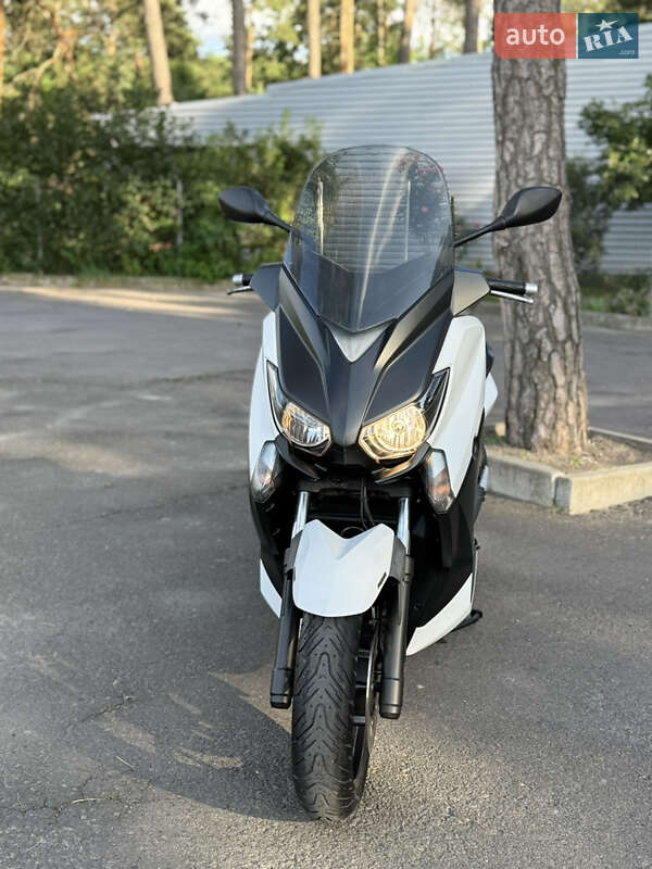 Макси-скутер Yamaha X-Max 250 2015 в Виннице