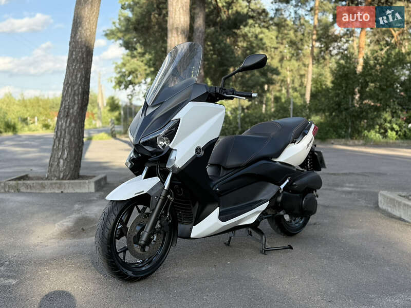 Yamaha X-Max 250 2015