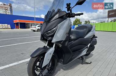 Максі-скутер Yamaha X-Max 300 2018 в 