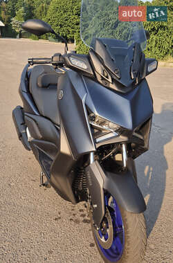 Максі-скутер Yamaha X-Max 2023 в Умані