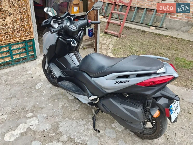 Yamaha X-Max 2018
