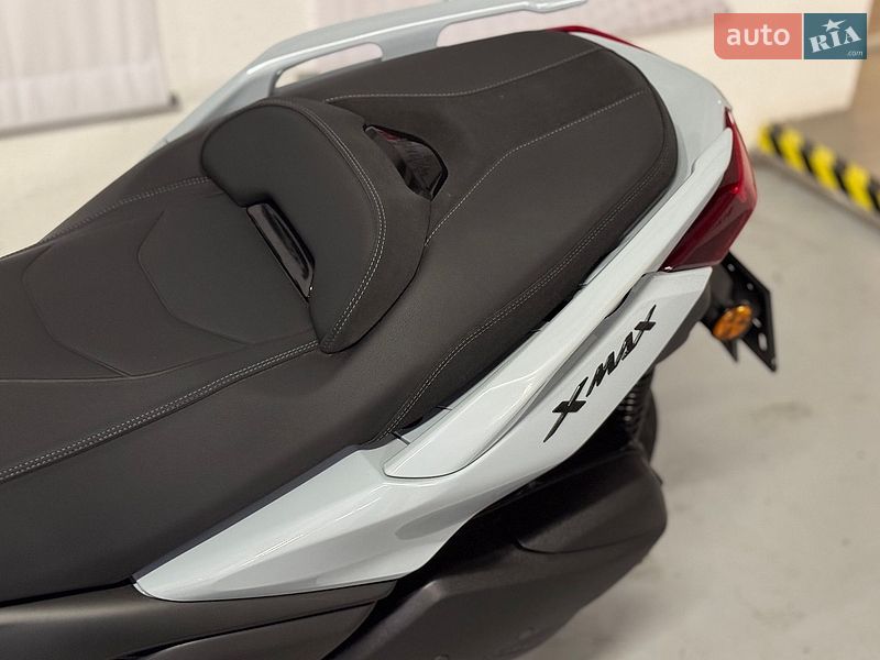 Макси-скутер Yamaha X-Max 2025 в Киеве