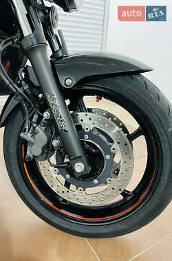 Мотоцикл Без обтекателей (Naked bike) Yamaha XJ6 Diversion 2013 в 
