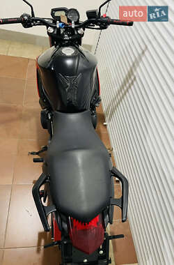 Мотоцикл Без обтекателей (Naked bike) Yamaha XJ6 Diversion 2013 в 